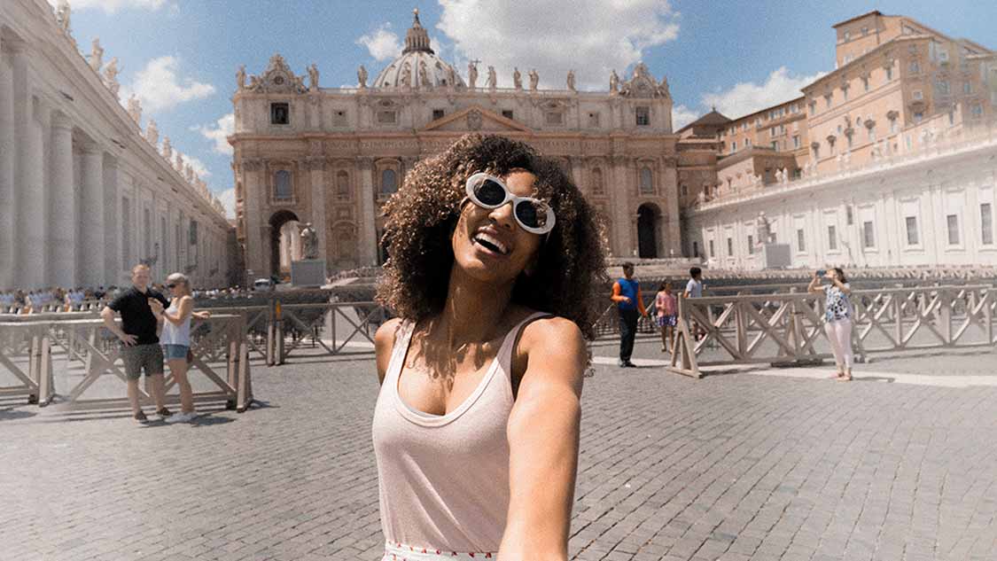 Lady enjoying Rome food tours